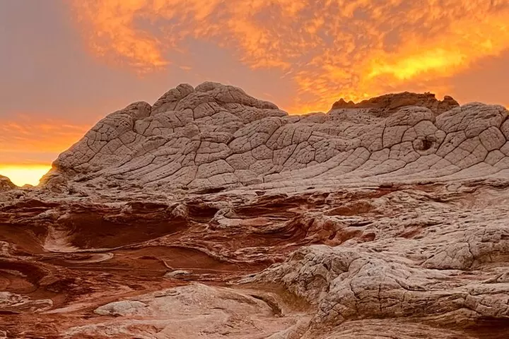 Sunset Off-Road White Pocket Guided Hike Activity - Small Group - Primary Image