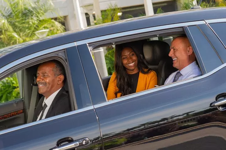 Private Tucson Transfer: Airport to Hotel - Second Medium