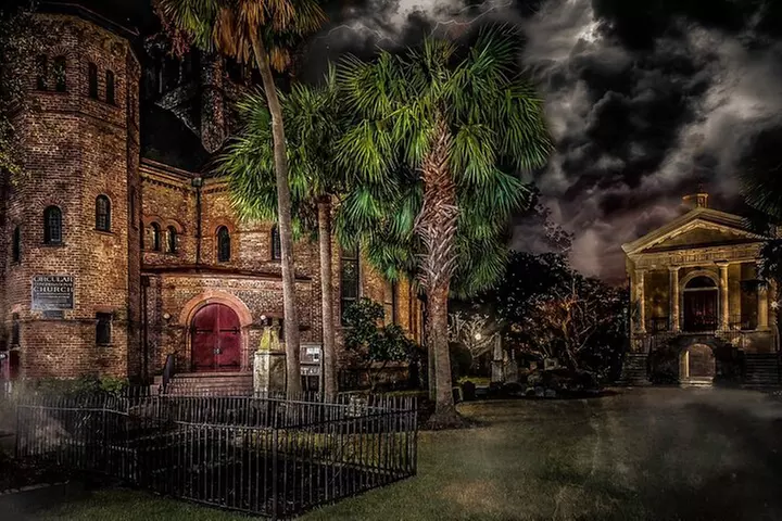 Charleston's Spirits & Spirits Haunted Pub Crawl