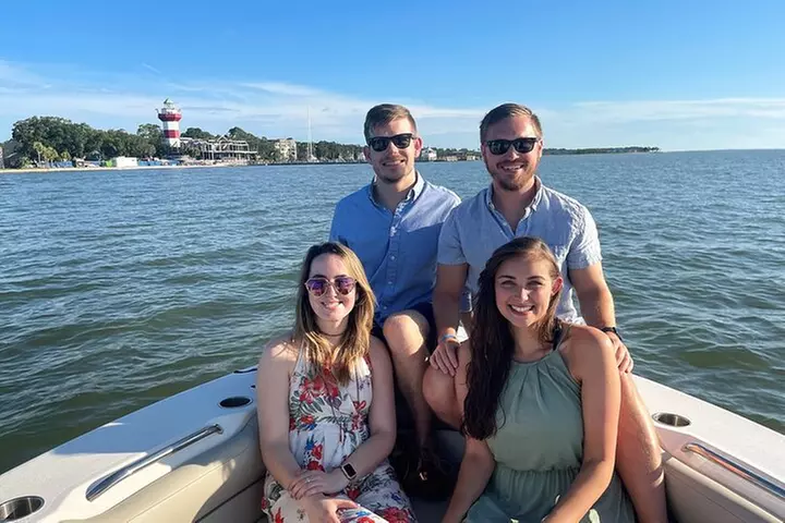 2-Hour Private Hilton Head Dolphin Watching Cruise