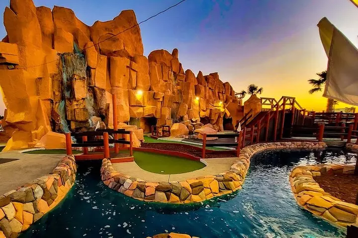 Bonanza Golf & Gifts Entry Ticket in Orlando