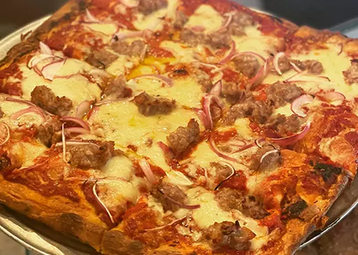 5% Cash Back at Brooklyn Square Pizza - Primary Image
