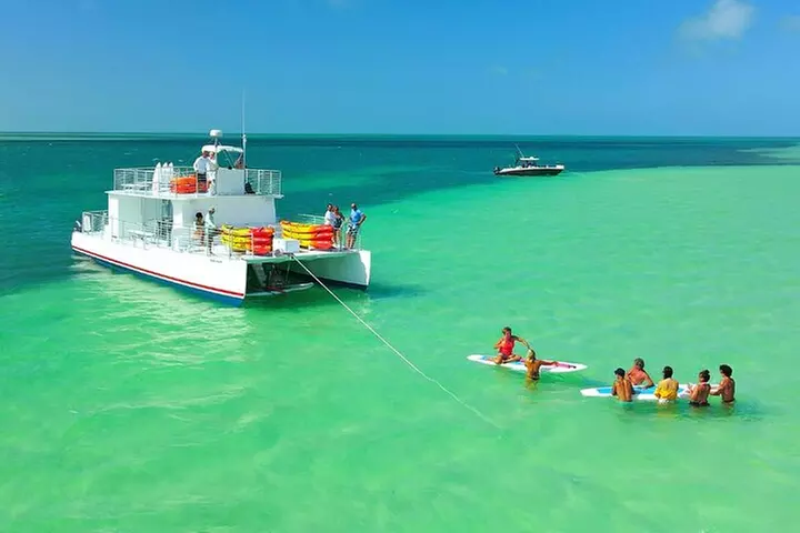 Key West Sandbar Charter With Kayak Tour: Includes Lunch & Drinks