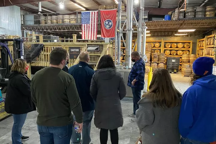 Premier Distillery & Craft Brewery Bus Tour with 9+ Tastings
