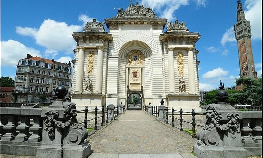 Image 2: Lille: Balade en ville avec audioguide en 7 langues sur votre télép...