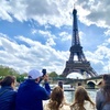 Image 5: Luxury Paris Day Trip from London with Seine River Lunch Cruise