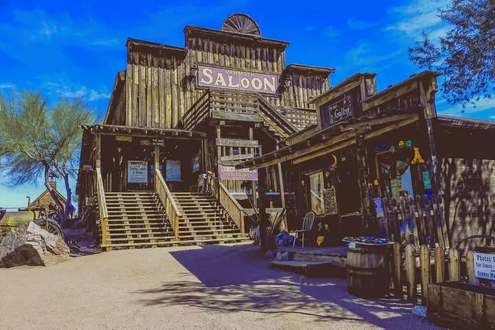 Exclusive: Happy Cactus Tour to Apache Trail & Superstition Mtn