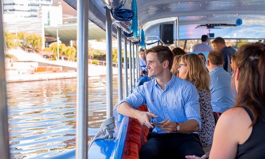Image 3: Torrens River Cruise in Adelaide