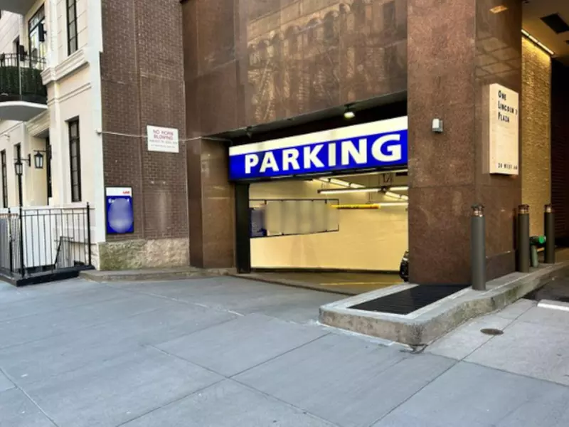 Parking at LAZ Parking - One Lincoln Plaza Garage - Primary Image