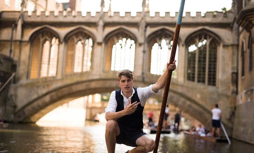 Image 3: Private Punting Tour in Cambridge