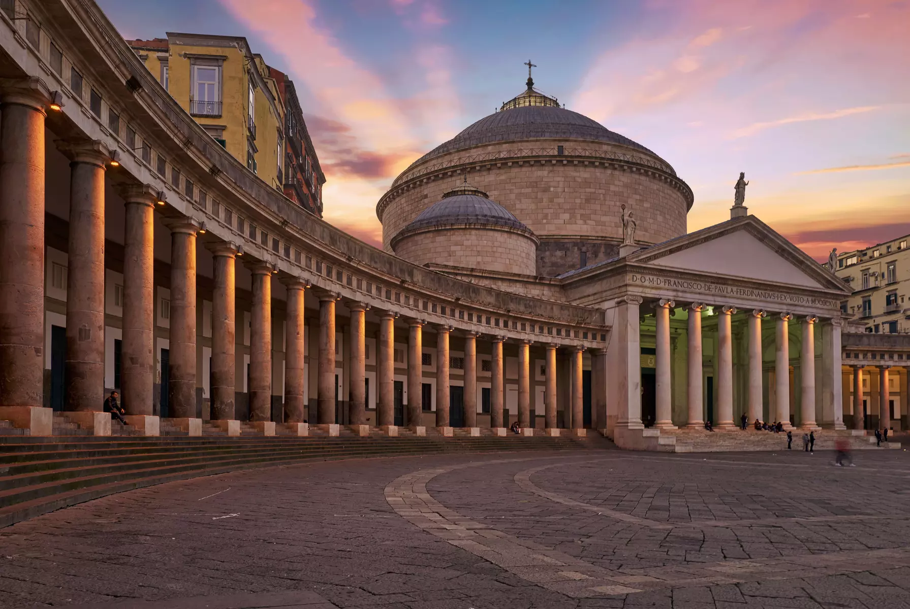 ✈ CAMPANIE | Naples - Grand Hotel Europa 3*, 2 nuit - City break