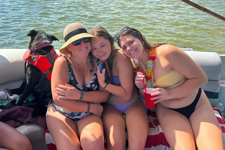 Cocoa Beach 2 Hour Dolphin Sightseeing tour- public