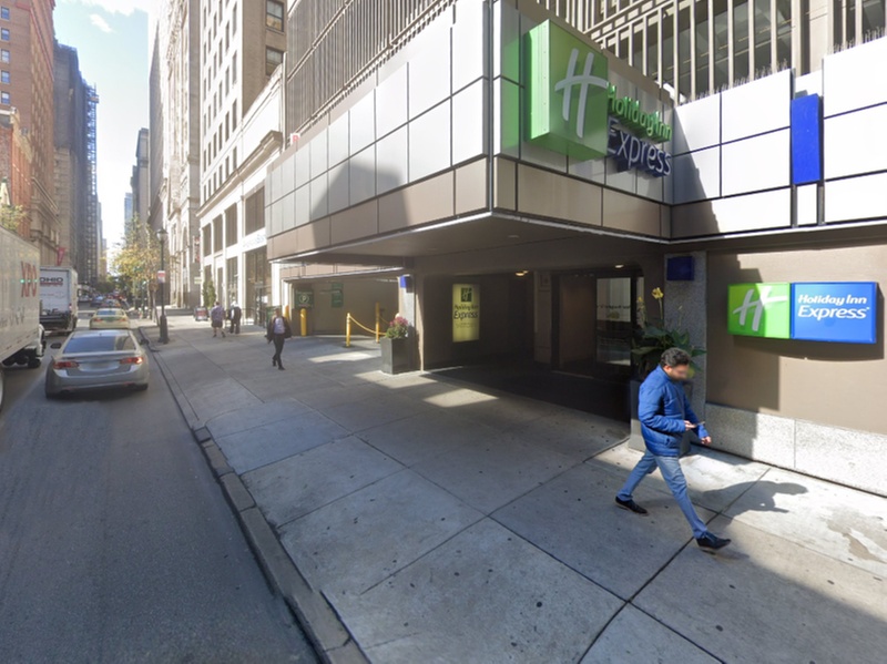 Parking at Holiday Inn Express Midtown Garage