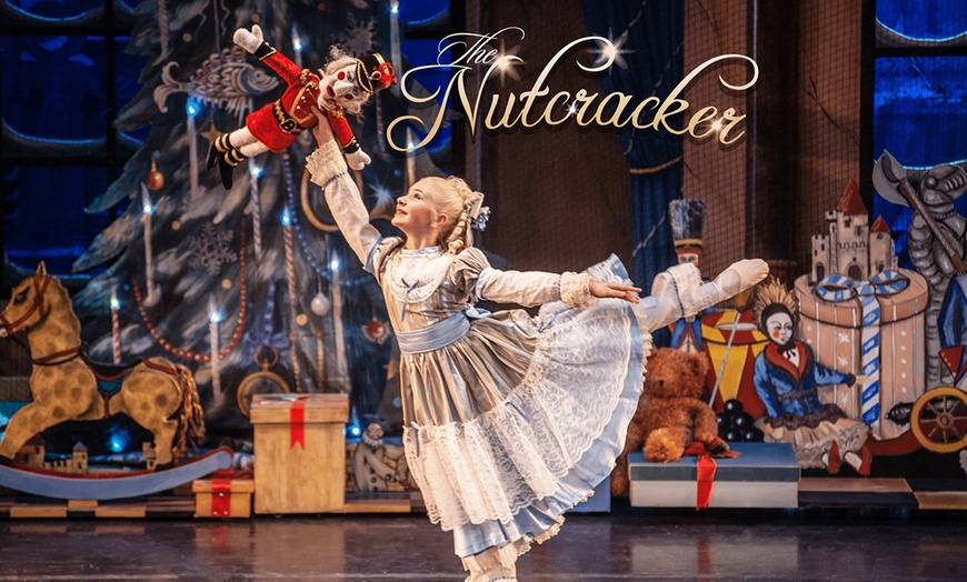 Salt Creek Ballet "The Nutcr... Salt Creek Ballet "The Nutcracker