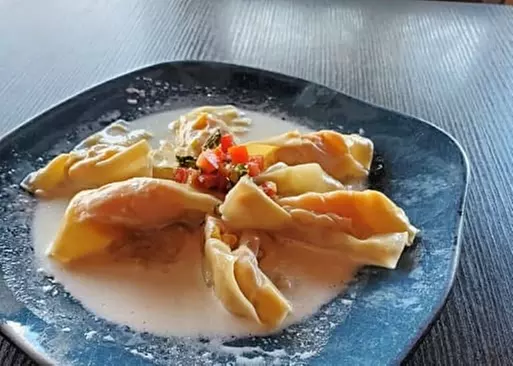 5% Cash Back at Gina's Italian Restaurant