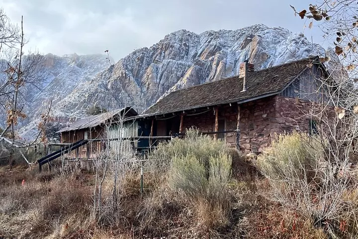 The Ultimate Red Rock Canyon Scenic Experience