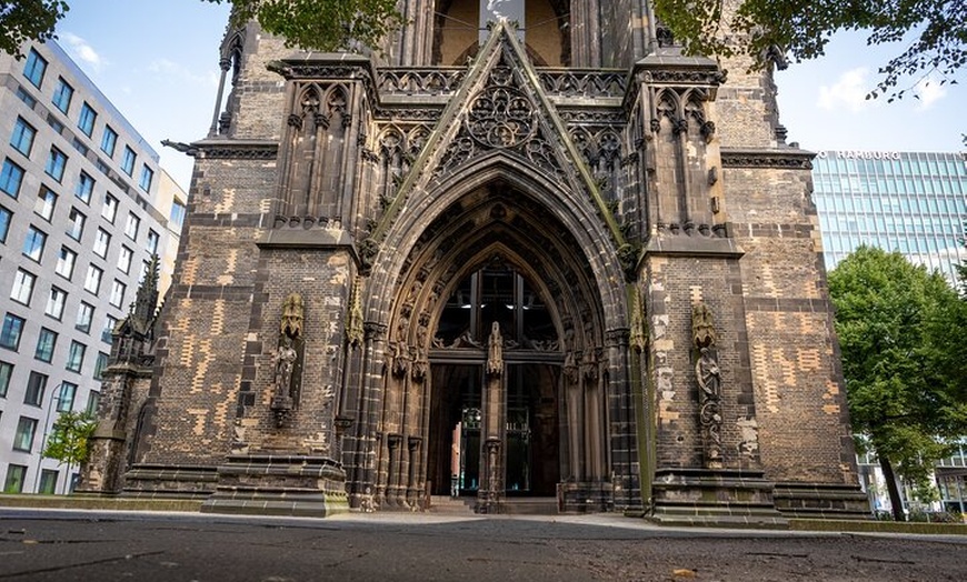 Image 13: Hamburg Historische Altstadt und 2. Weltkrieg Rundgang in Kleingruppe