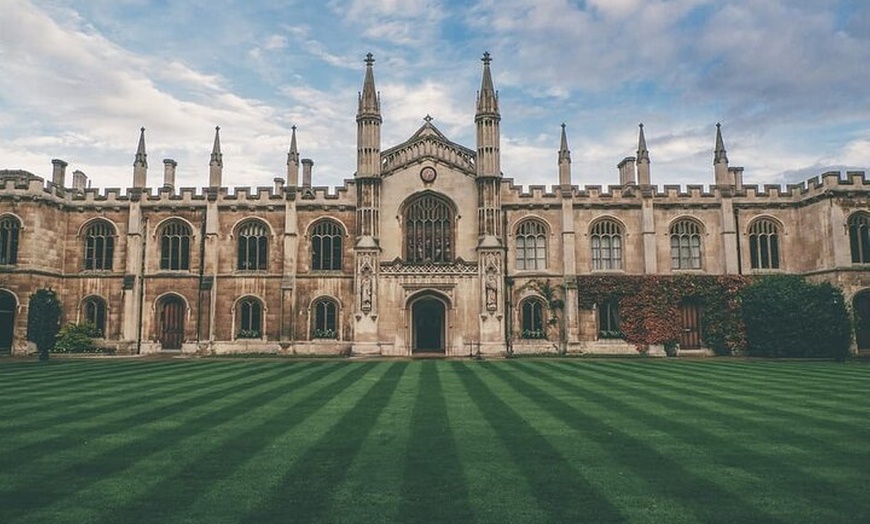 Image 9: Private Car Tour of the University of Cambridge and Oxford
