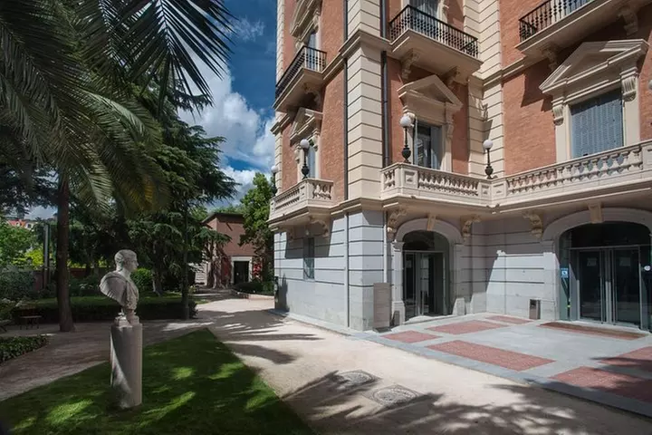 Entrada al Museo Lázaro Galdiano