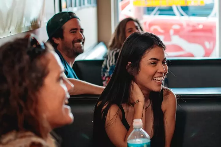 Chicago Favorites Ultimate Food and Walking Tour