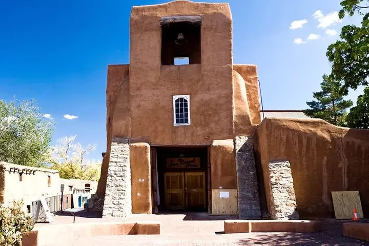 Santa Fe Culture: 3-Hr Private Tour with Georgia O'Keeffe Museum - Second Medium