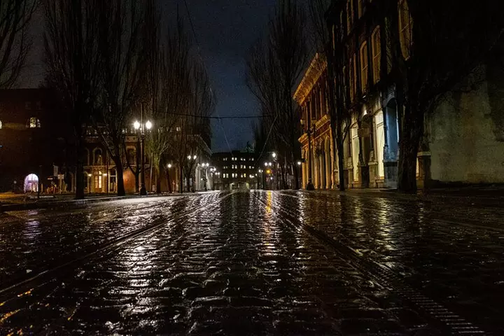 Portland Ghosts Boos and Booze Haunted Pub Crawl