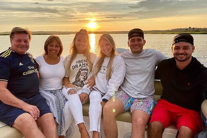 2-HR Private Hilton Head Sunset Cruise – Dolphin & Coastal Views