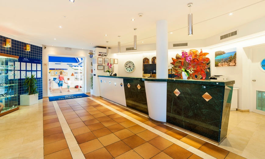 Image 15: ✈ MINORQUE | Cala'n Blanes - Globales Binimar 3* - Tout inclus