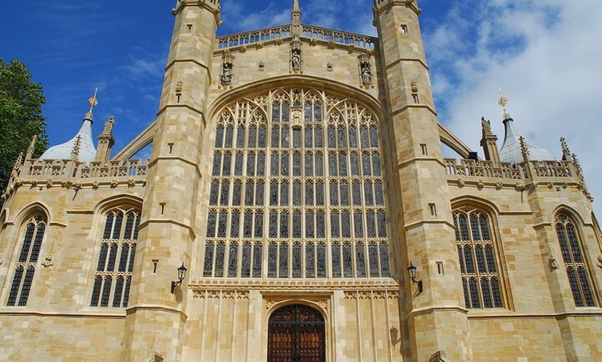 Image 14: Windsor Castle Stonehenge Private Tour from London with Passes