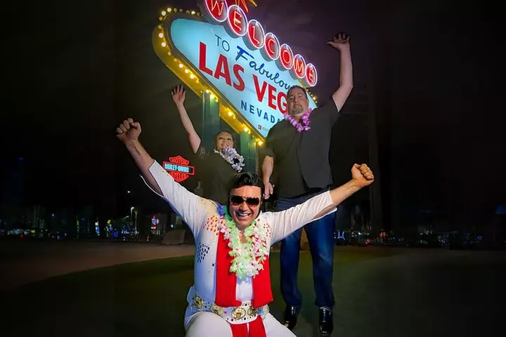 Get Married: Elvis Wedding + Las Vegas Sign + Photography