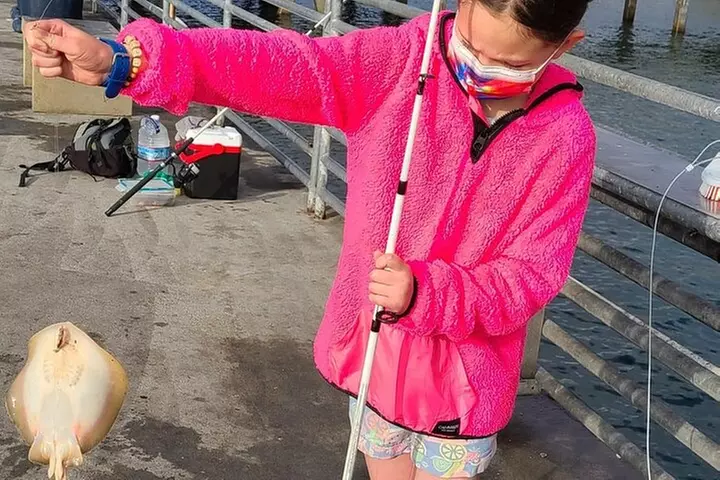 2-Hour San Diego Pier Fishing Experience