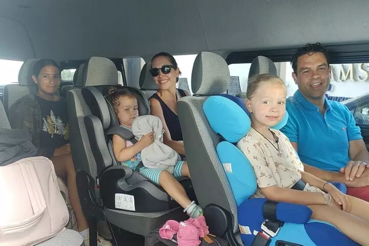 Private Round Trip Transfer to Any Marina or Dock in Cancun