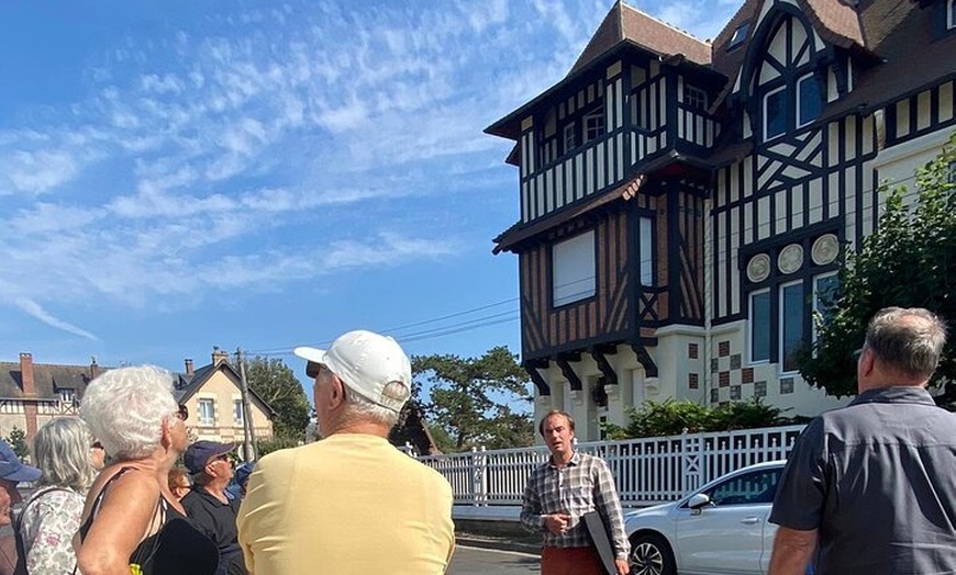 Image 4: Visite Privée Pédestre de Cabourg