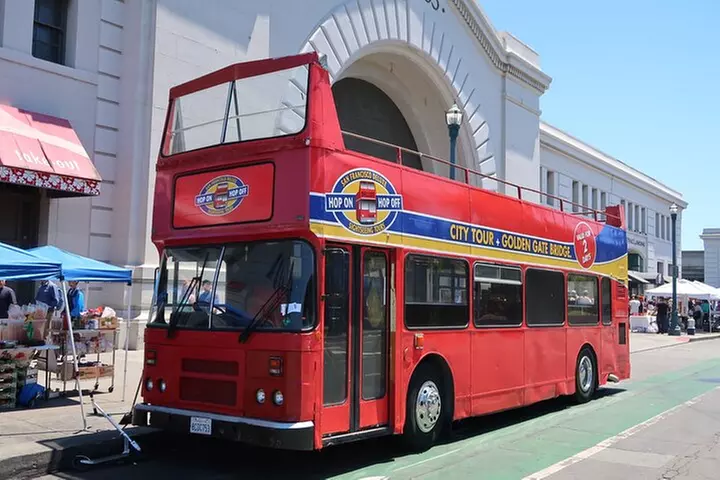 San Francisco: Hop-On Hop-Off Deluxe Bus Tour with 20 Stops