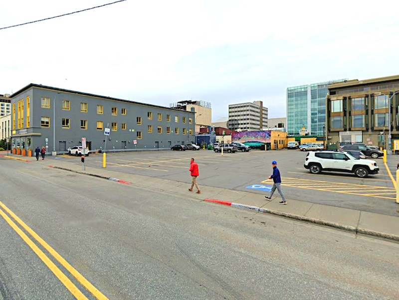 Parking at [5037] 3rd & H Lot