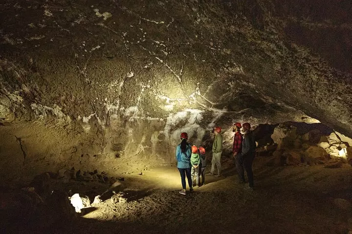 Bend Oregon Guided Lava Tube Cave Tour
