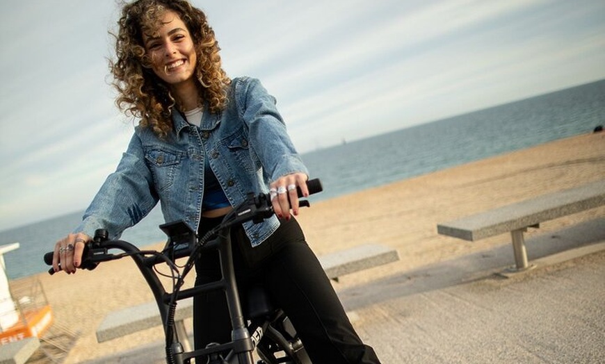 Image 1: Tour guiado en Fatbike eléctrica por Barcelona