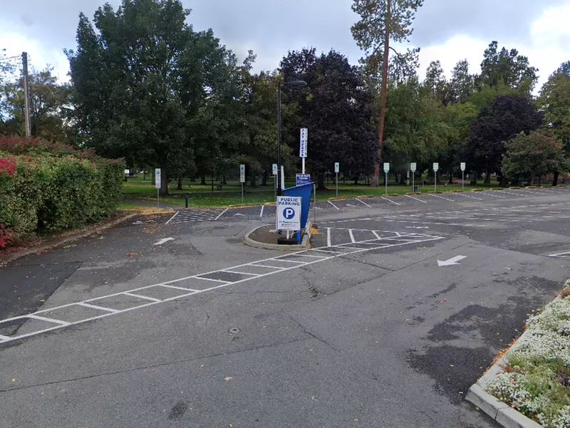 Parking at [IC03] Museum Lot