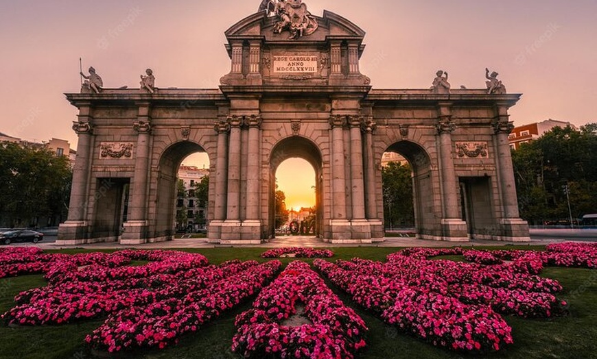 Image 4: Tour guiado por el Madrid de los espías