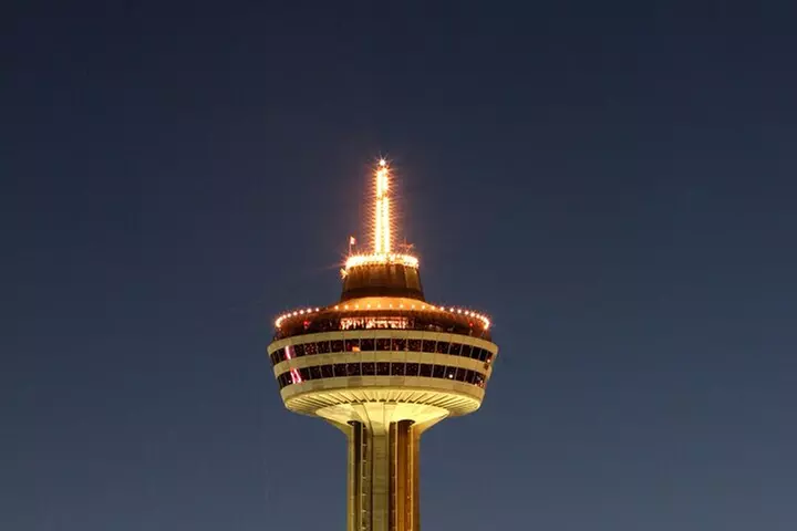 Best of Niagara Falls USA and Canada Night Tour with Skylon Tower - Second Medium