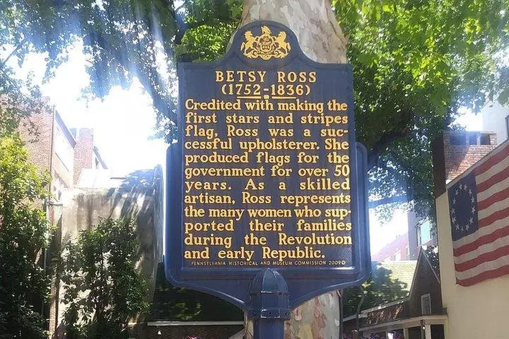 Hop-on Hop-off and Philly By Night Tour Combo