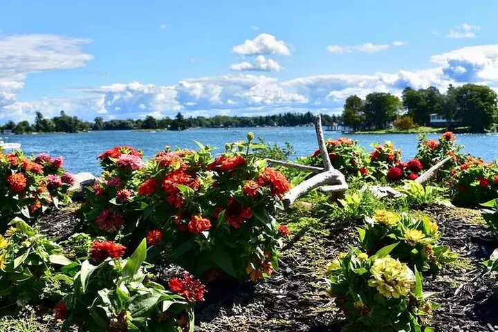 Boldt Castle and 2 Nation Tour