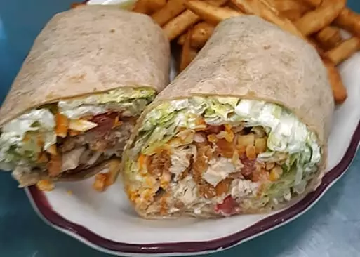 5% Cash Back at Deo's Pizzeria & Pub