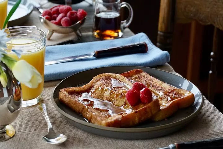 French Quarter Tour With Breakfast Included