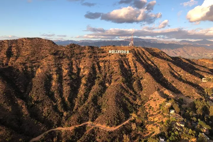 LA Helicopter Tour with Malibu Landing