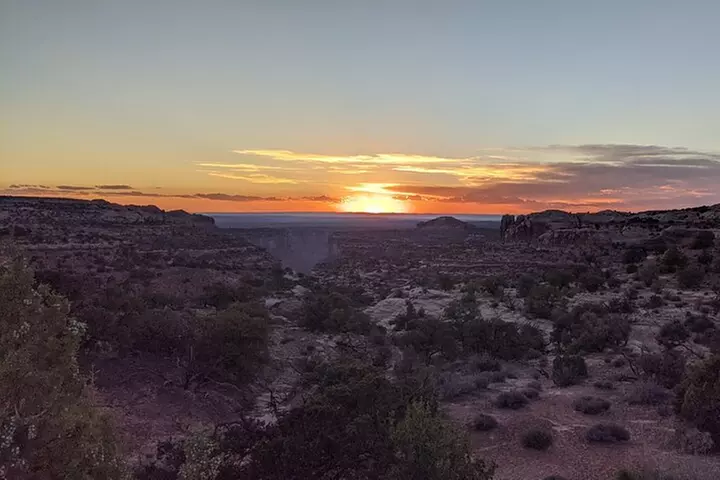 Unique Secluded Sunset In Moab: Canyonlands by 4x4 & Hike
