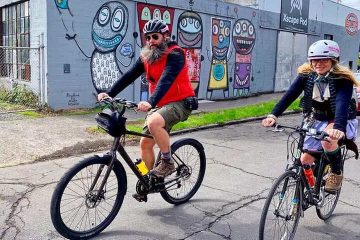 Bike Around Portland Oregon: Art, Culture, Bridges, Poetry