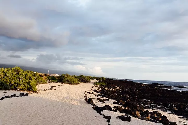 Hawaiian Salt Farm Tour in Kona