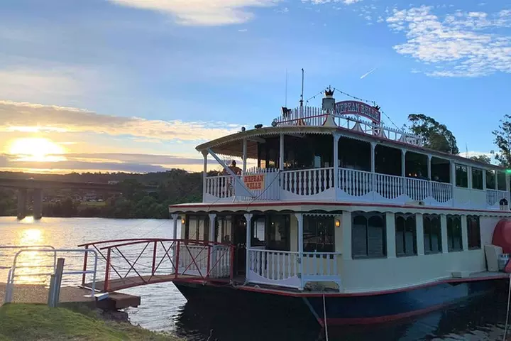 Morning Paddlewheeler Cruise in the Gorge