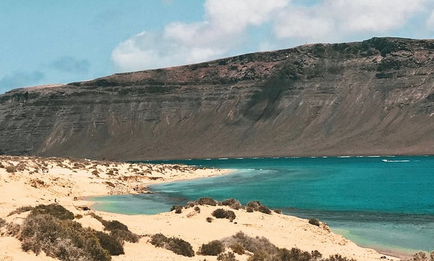 Image 4: Excursión en catamarán a la isla de La Graciosa